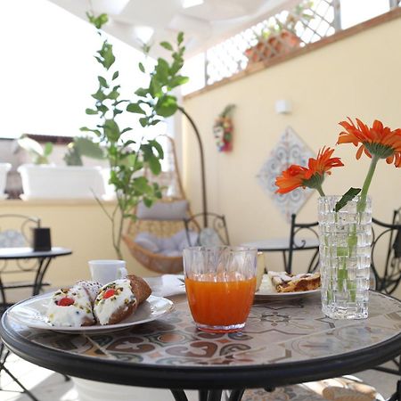 Bed and Breakfast Le Tre Ninfe Cinisi Exterior foto