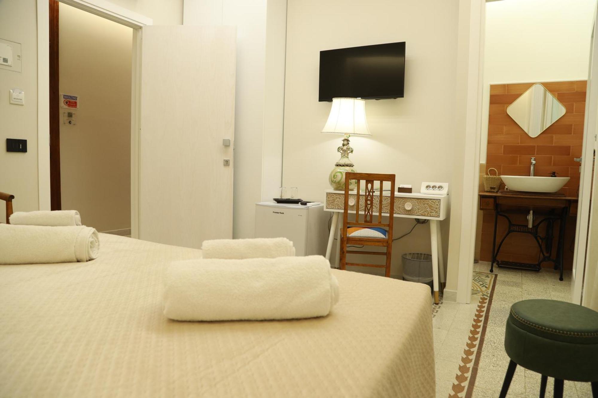 Bed and Breakfast Le Tre Ninfe Cinisi Exterior foto