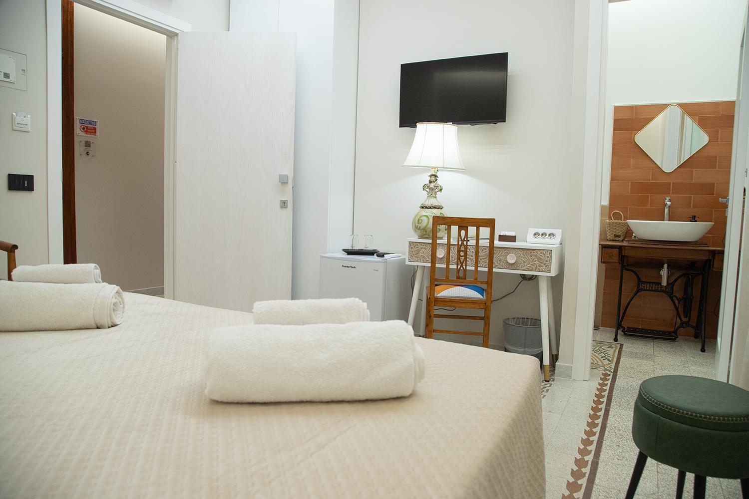 Bed and Breakfast Le Tre Ninfe Cinisi Exterior foto