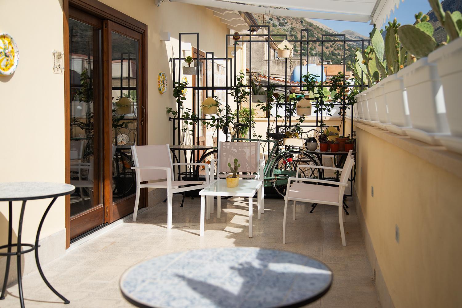 Bed and Breakfast Le Tre Ninfe Cinisi Exterior foto